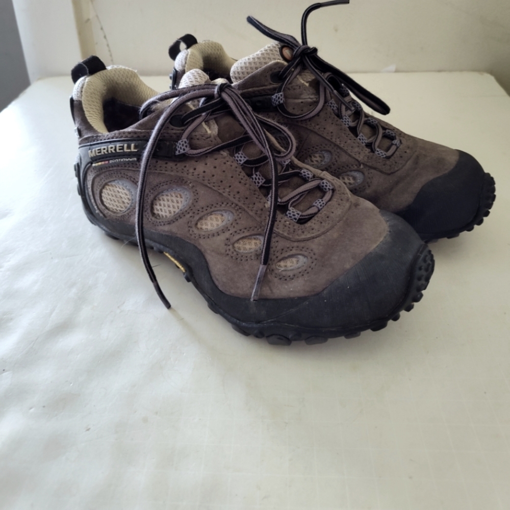 Women's Merrell Hiking Boots Shoes Size 7 1/2M
